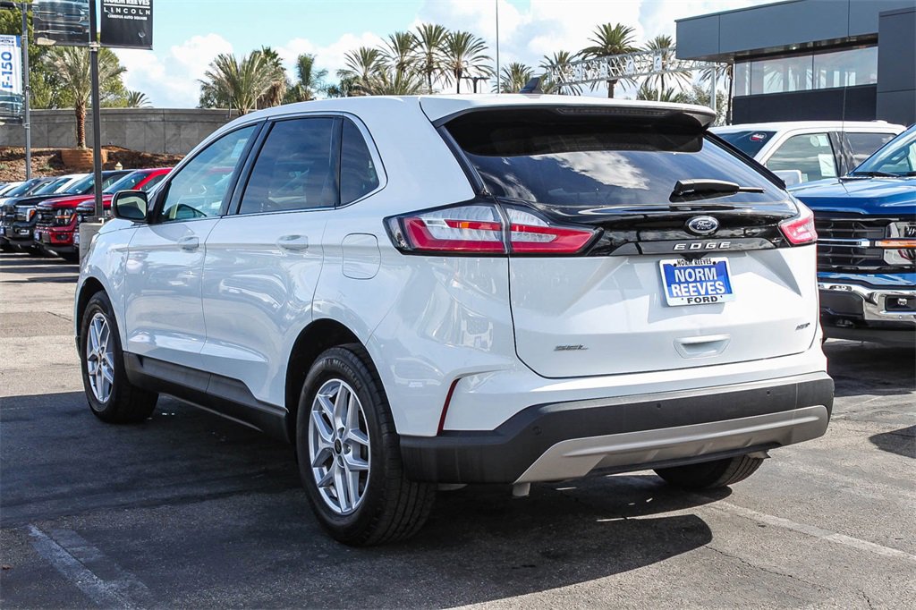 Used 2024 Ford Edge SEL image 7