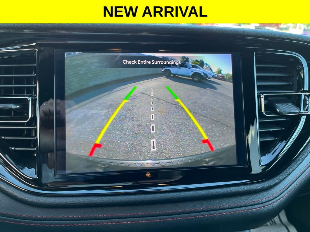 Used 2025 Dodge Durango GT AWD/4WD image 12