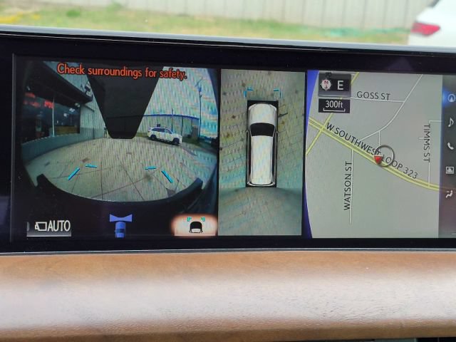 Used 2020 Lexus LX 570 4WD w/ Luxury Package image 25