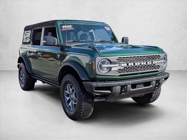 Certified 2024 Ford Bronco Badlands AWD/4WD image 3