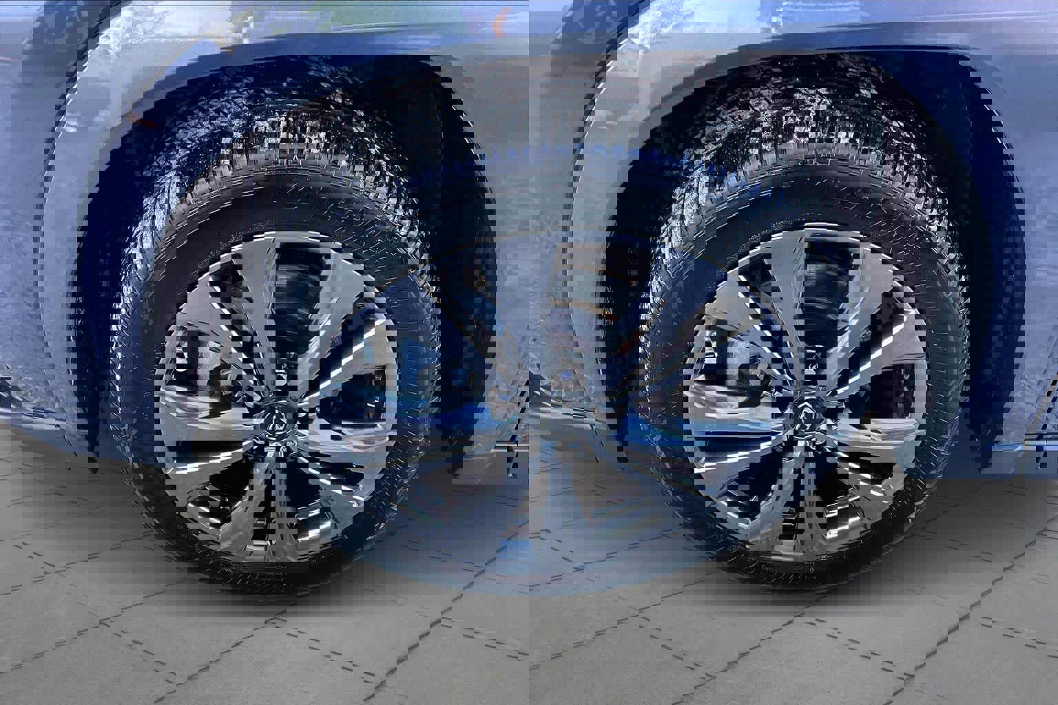 Used 2024 Lexus UX 250h F Sport image 11