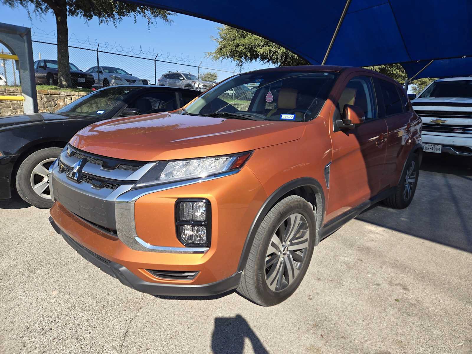 Used 2021 Mitsubishi Outlander Sport SE FWD image 1