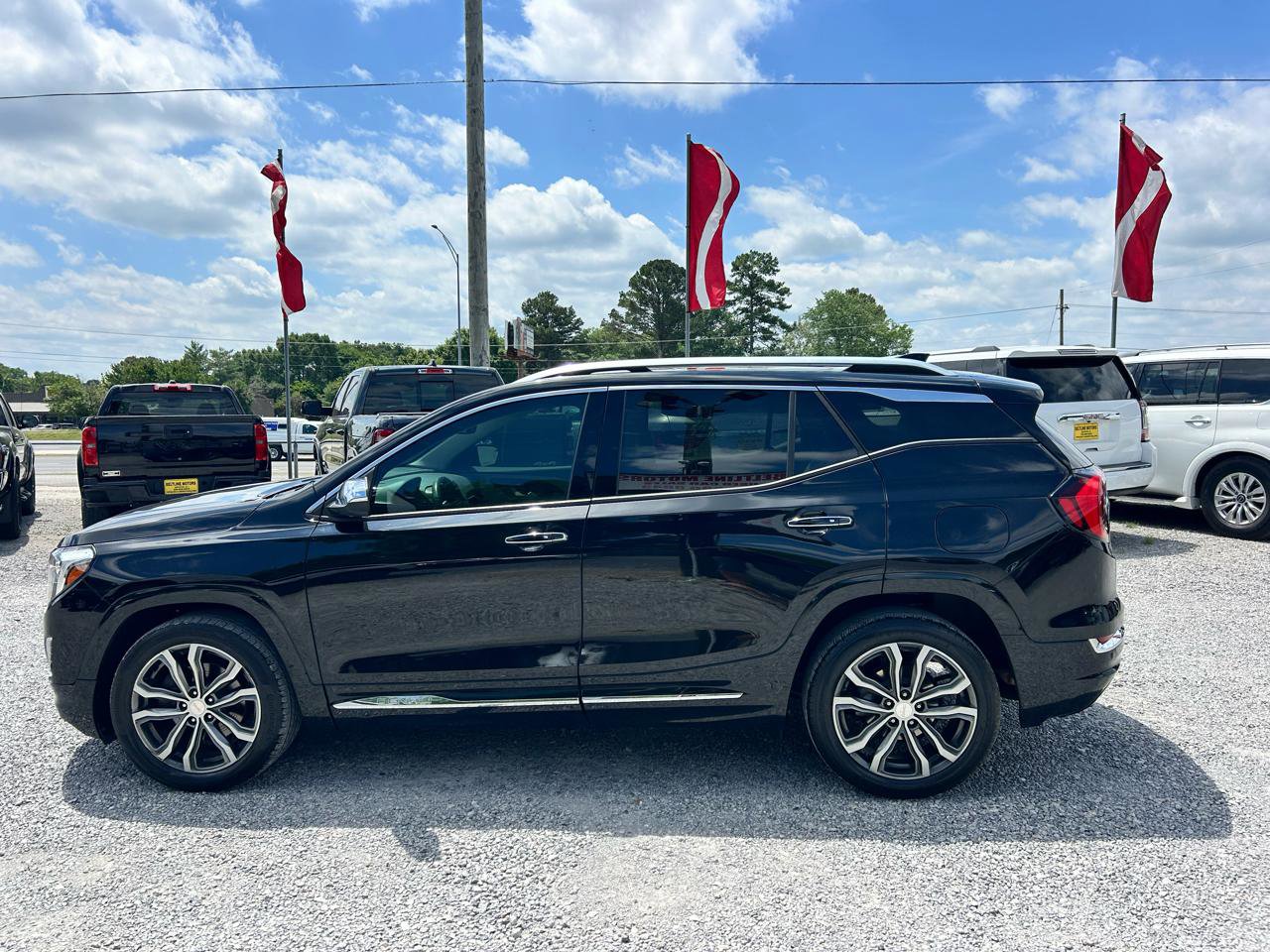 Used 2020 GMC Terrain Denali w/ Denali Premium Package FWD image 20