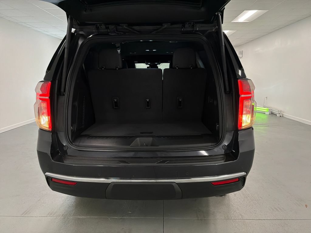 Used 2023 Chevrolet Tahoe LT w/ Luxury Package RWD image 7