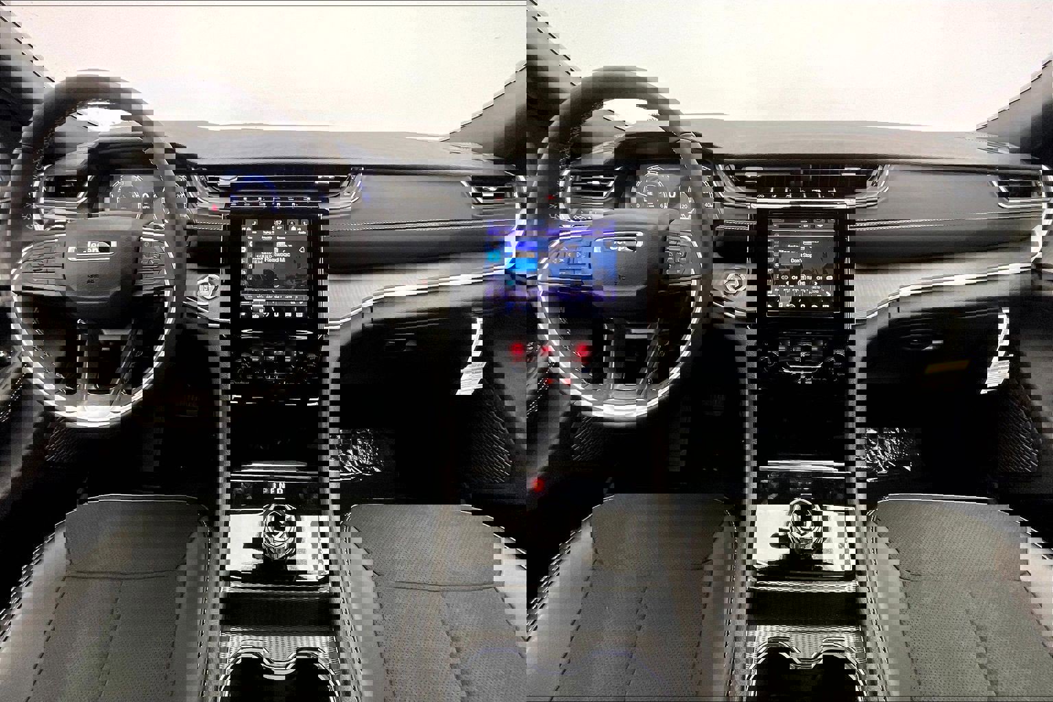 New 2025 Jeep Grand Cherokee L Altitude image 5