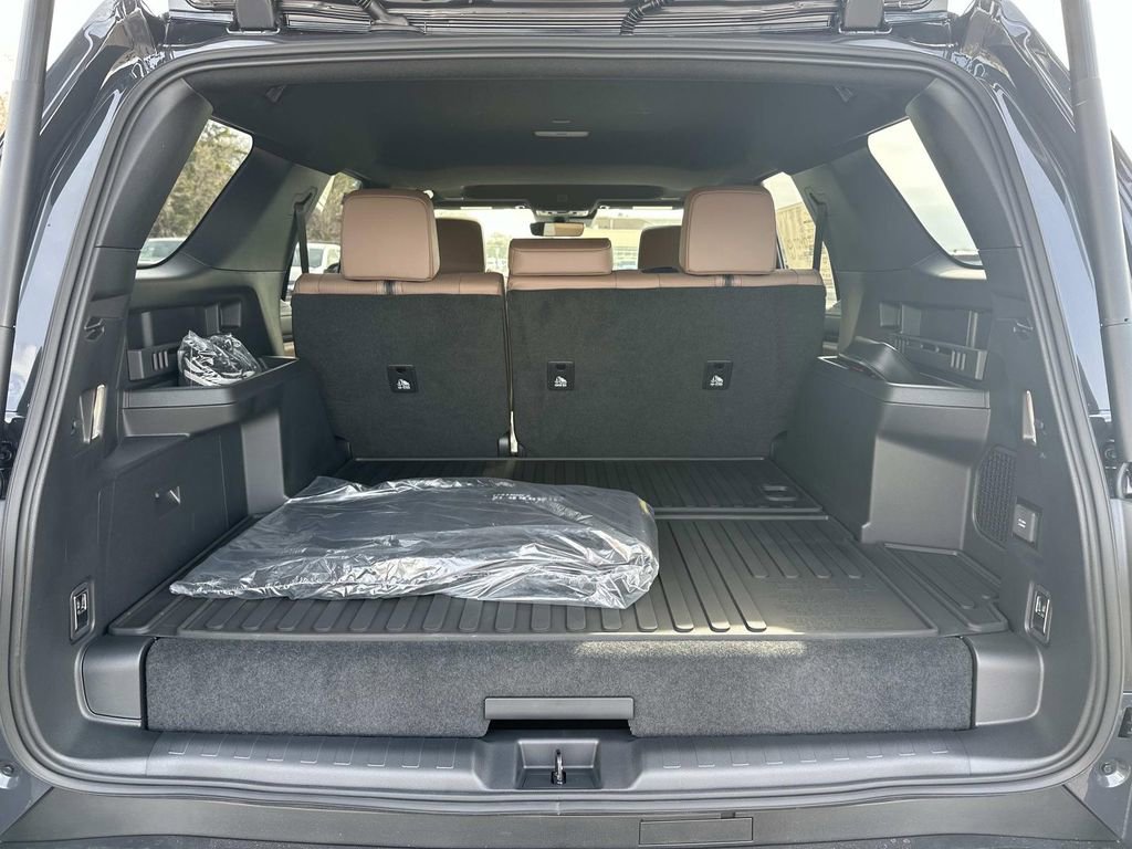 New 2026 Toyota 4Runner Limited AWD/4WD image 9