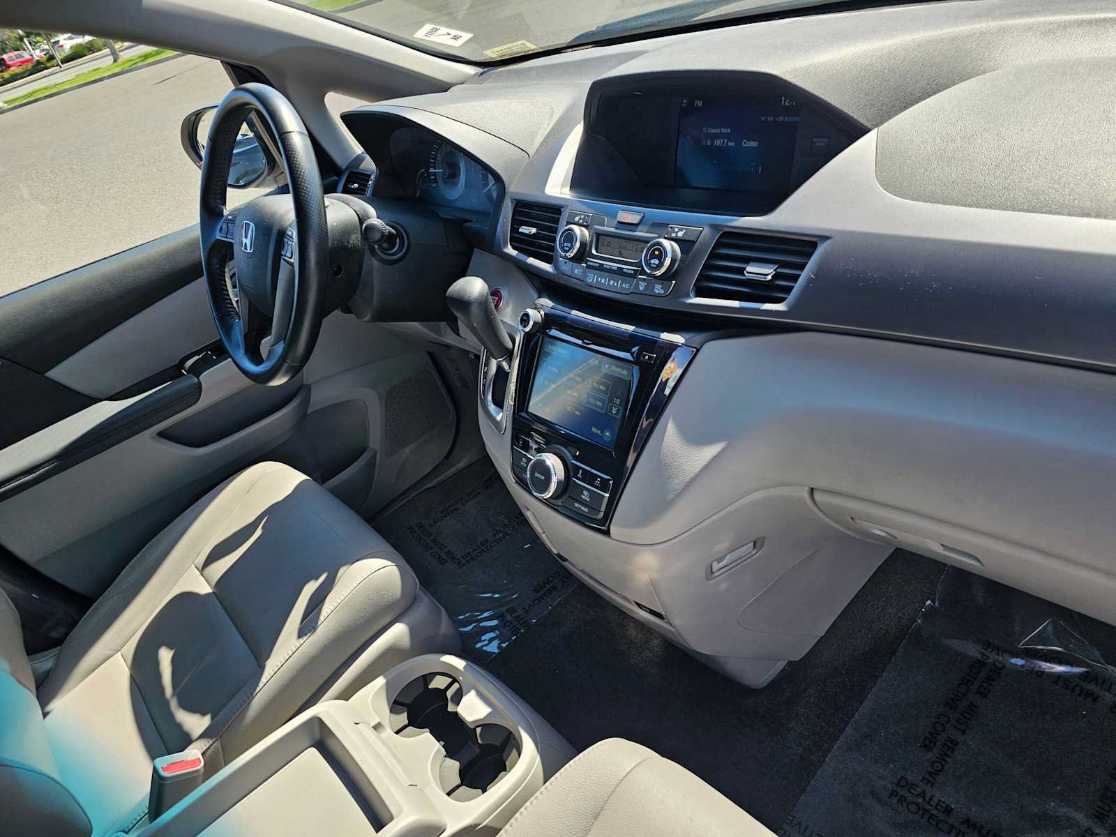 Used 2014 Honda Odyssey EX-L image 11
