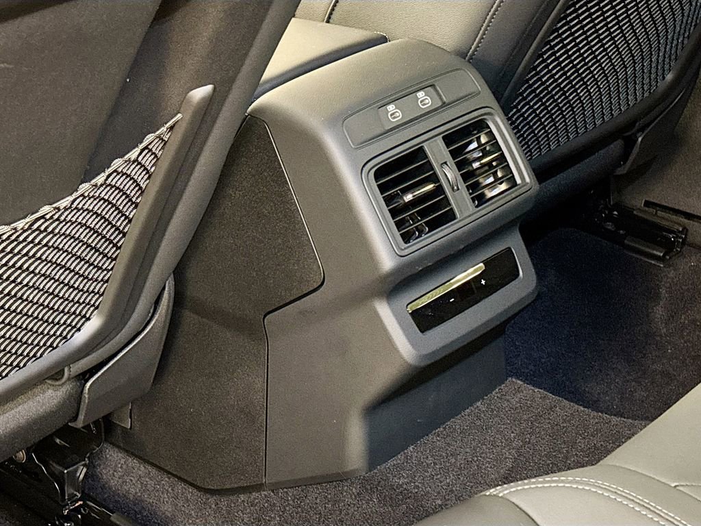 New 2025 Audi Q5 Premium Plus image 17