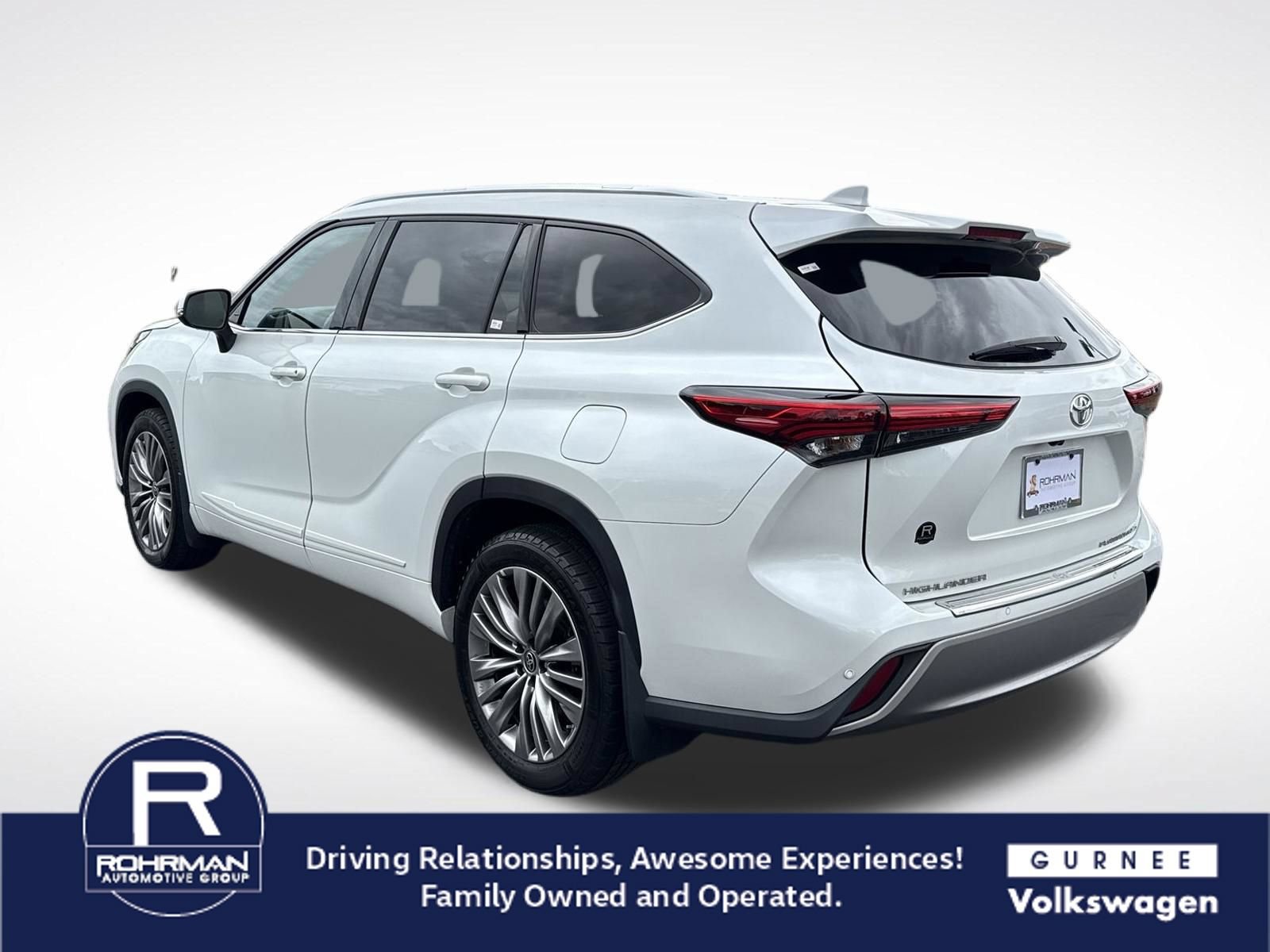 Used 2022 Toyota Highlander Platinum AWD/4WD image 7