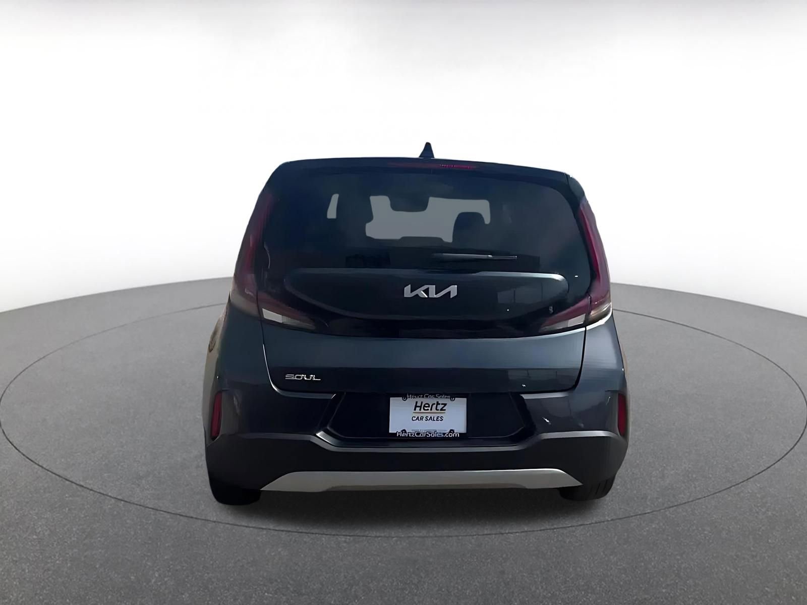 Used 2025 Kia Soul LX w/ LX Technology Package image 12