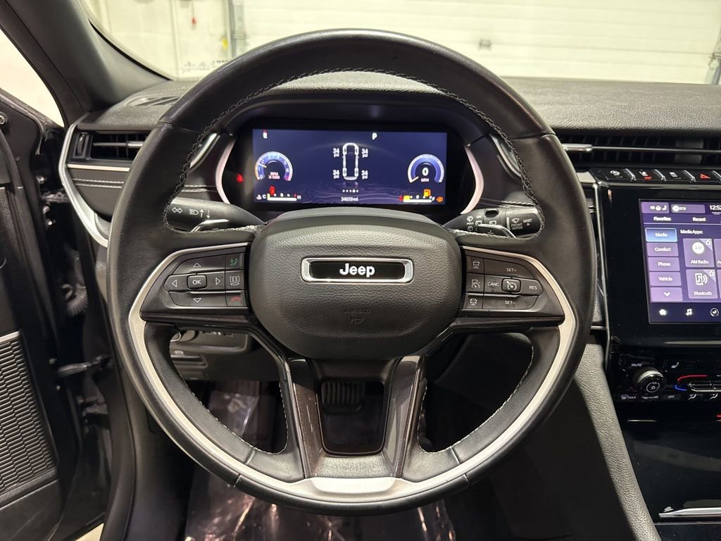 Used 2022 Jeep Grand Cherokee L Laredo image 20