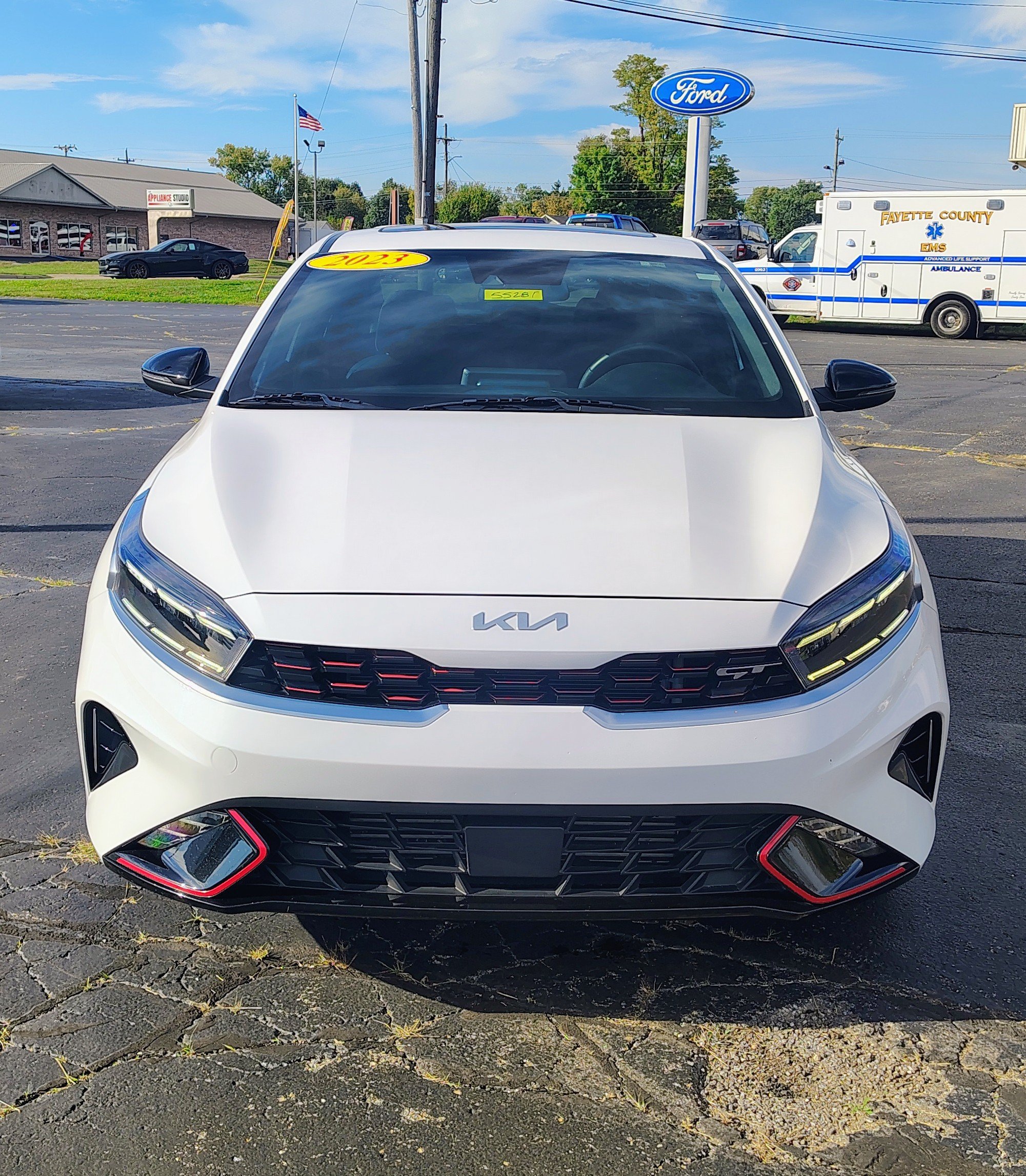 Used 2023 Kia Forte GT w/ GT2 Package FWD image 2