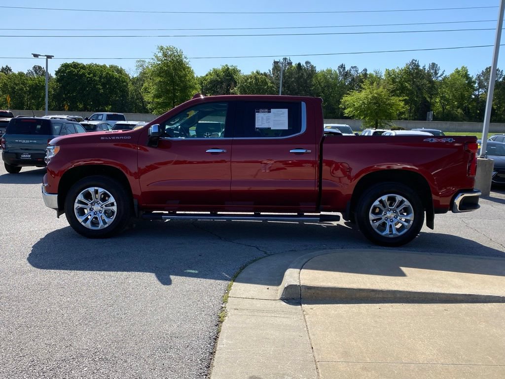 Used 2024 Chevrolet Silverado 1500 LTZ w/ LTZ Premium Package AWD/4WD image 4