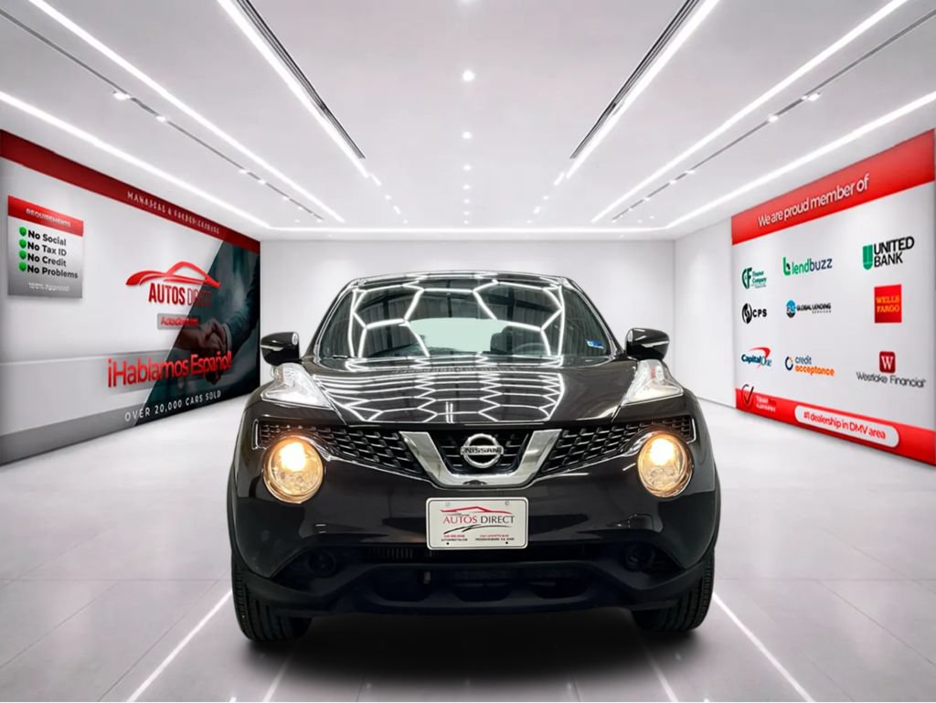 Used 2016 Nissan Juke S FWD image 3