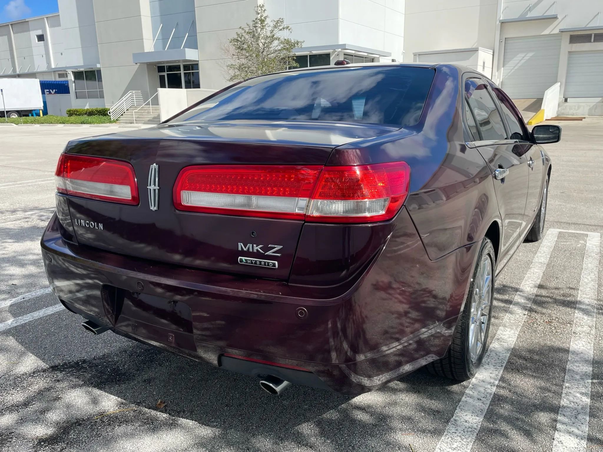 Used 2011 Lincoln MKZ Hybrid image 8