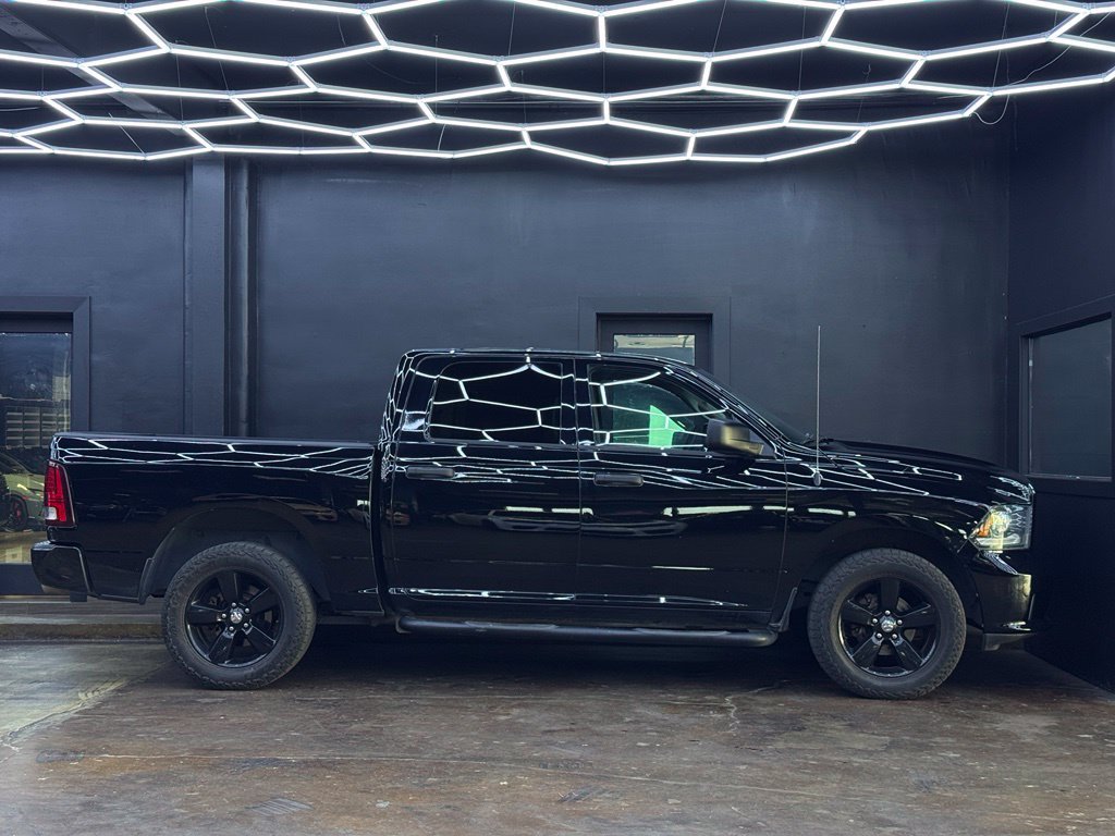 Used 2014 RAM 1500 Express w/ Black Ram 1500 Express Group AWD/4WD image 19