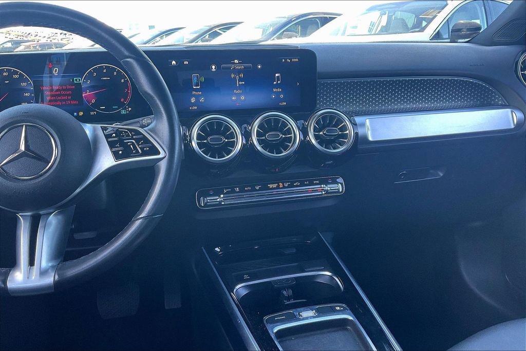 Used 2024 Mercedes-Benz GLB 250 image 6