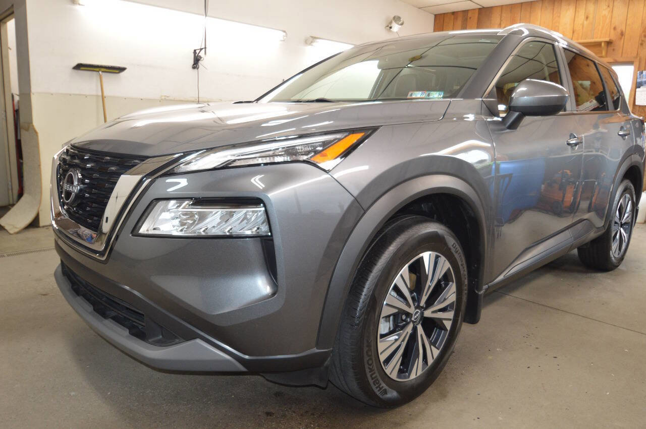 Used 2023 Nissan Rogue SV w/ SV Premium B Package AWD/4WD image 23