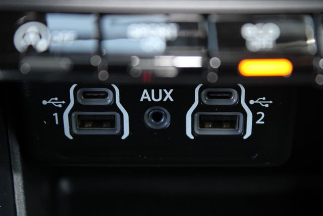 Used 2024 Dodge Durango GT image 35