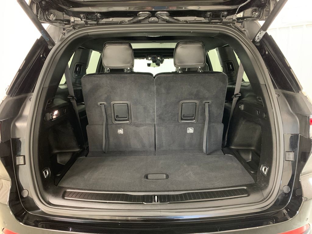 Used 2024 Jeep Grand Cherokee L Limited w/ Luxury Tech Group II image 22