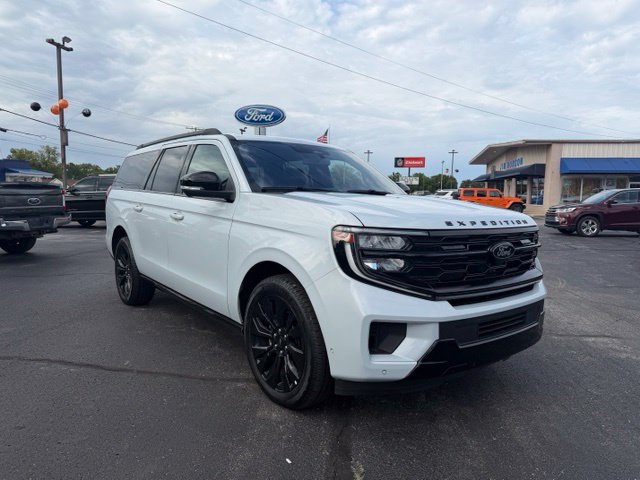 Used 2025 Ford Expedition Max Platinum w/ Stealth Appearance Package AWD/4WD image 6