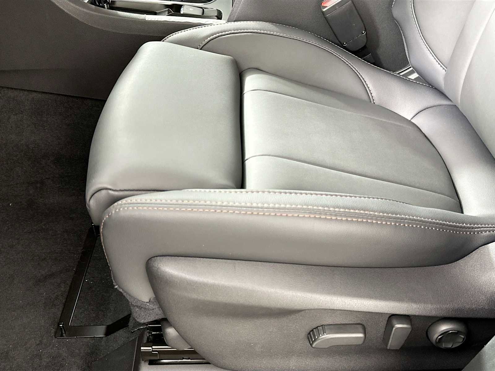 New 2025 Subaru Ascent Bronze Edition image 18