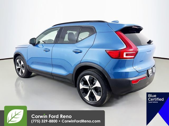 Used 2024 Volvo XC40 B5 Core image 5