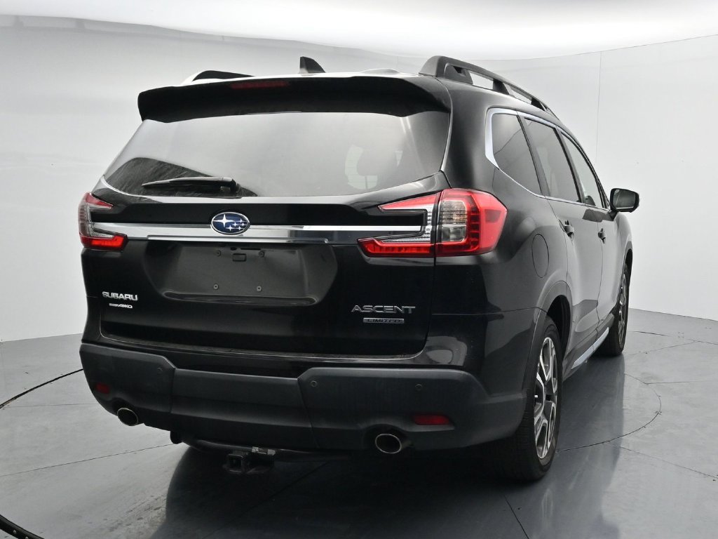 Used 2023 Subaru Ascent Limited w/ Technology Package AWD/4WD image 6