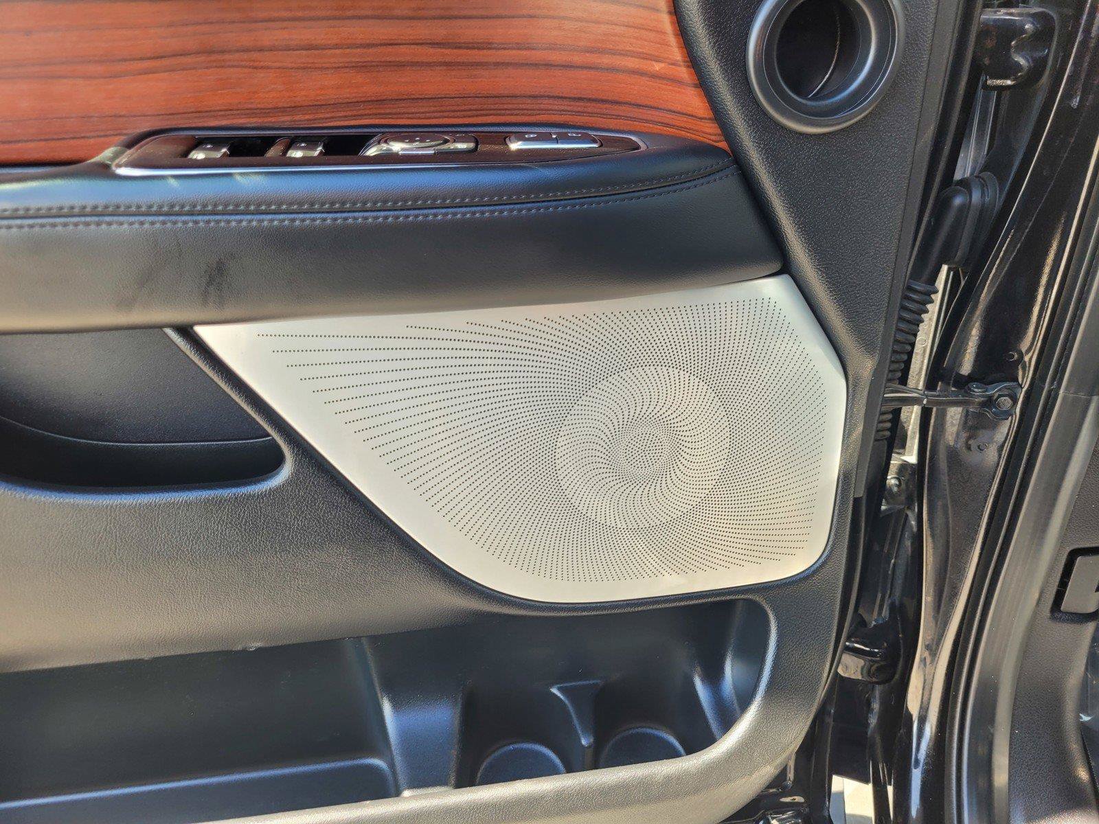 Used 2021 Lincoln Navigator L Reserve AWD/4WD image 22