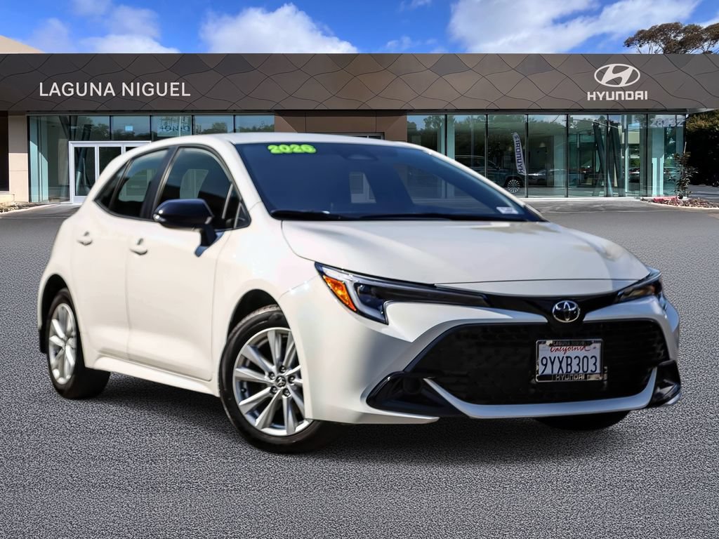 Used 2026 Toyota Corolla SE FWD image 1