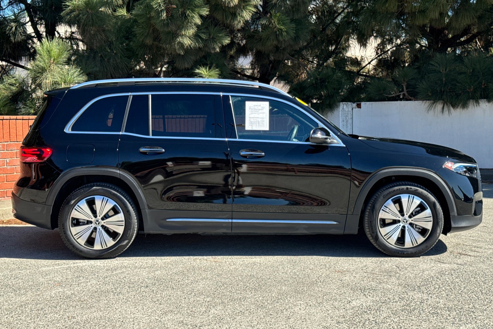 Certified 2024 Mercedes-Benz EQB 250+ image 3