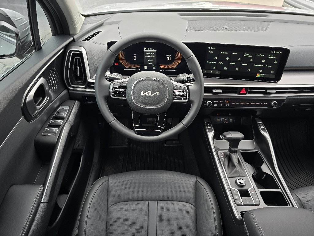New 2025 Kia Sorento S w/ Panoramic Sunroof Package image 6