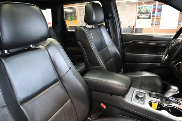 Used 2018 Jeep Grand Cherokee High Altitude AWD/4WD image 8