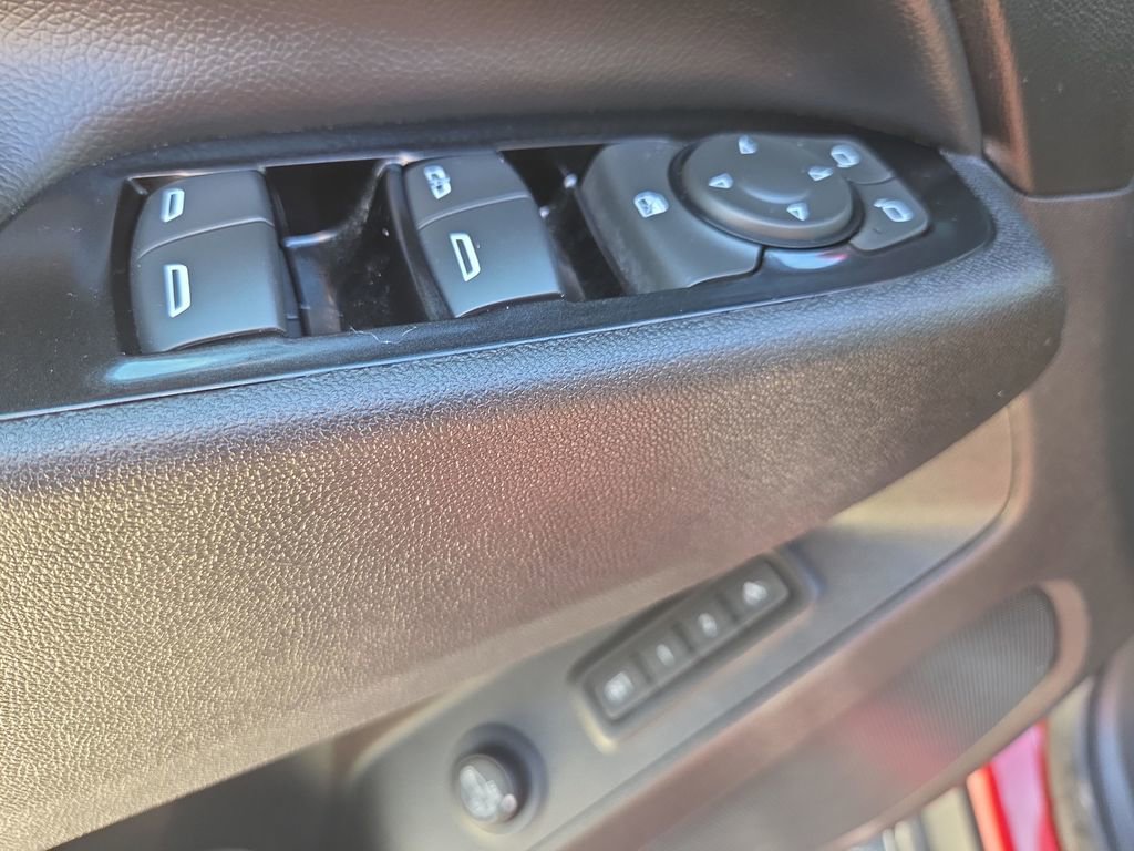 Certified 2024 Chevrolet Equinox Premier image 28