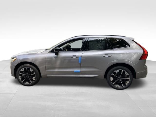New 2026 Volvo XC60 B5 Plus w/ Climate Package image 4