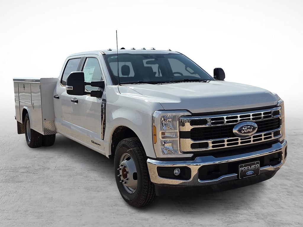 New 2025 Ford F350 XL w/ XL Chrome Package