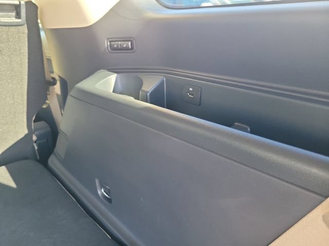 Certified 2023 Ford Expedition Platinum AWD/4WD image 24