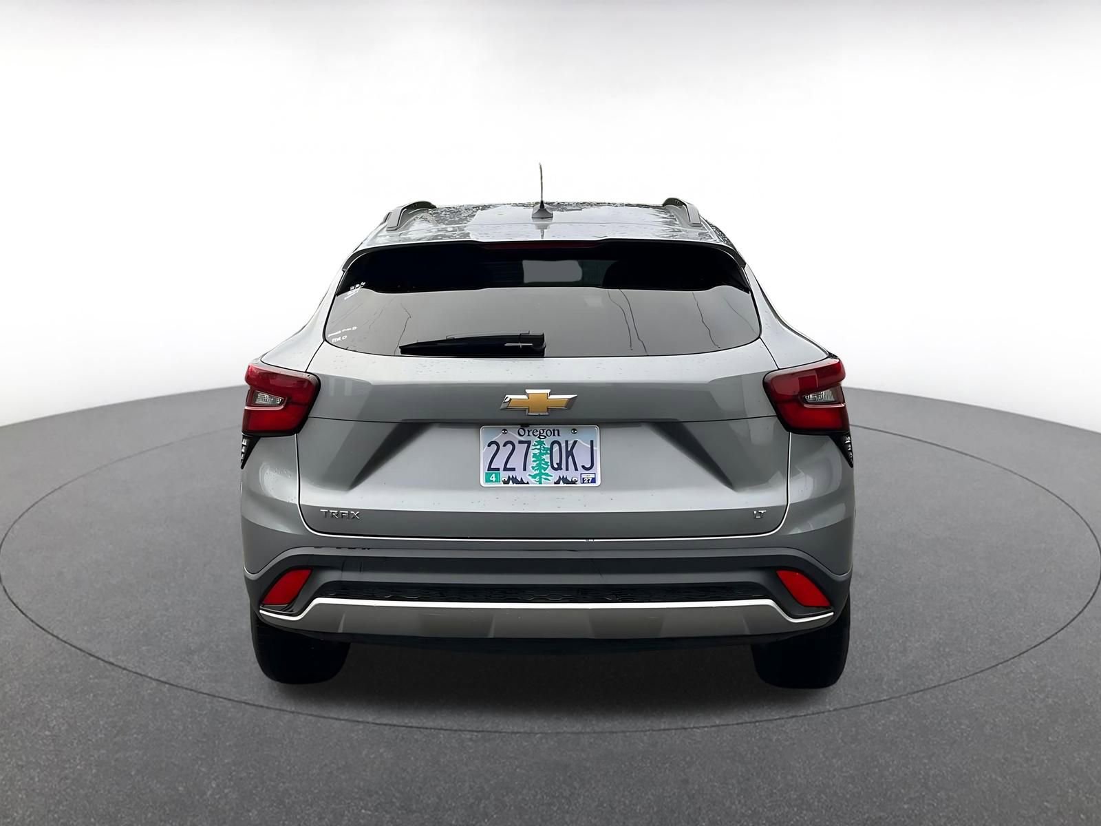 Used 2025 Chevrolet Trax LT image 6