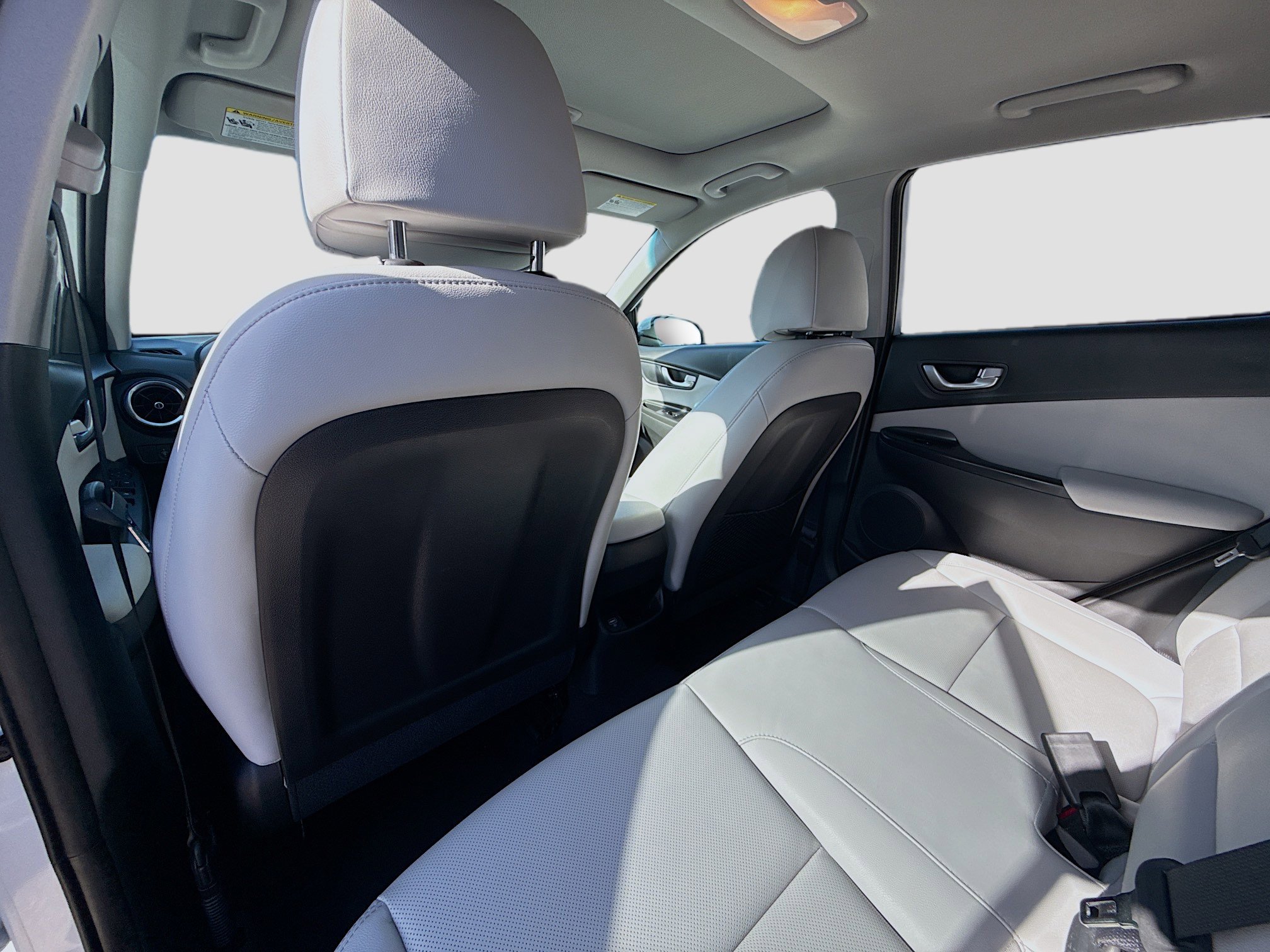 Used 2023 Hyundai Kona Limited w/ Cargo Package image 22