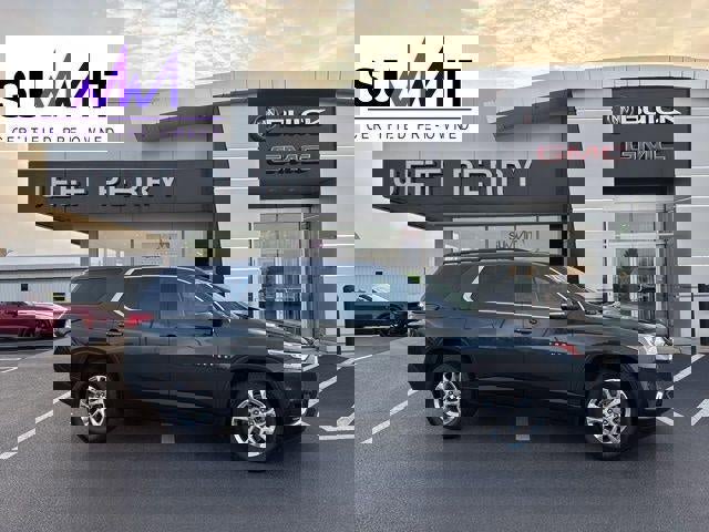 Used 2021 Chevrolet Traverse LT