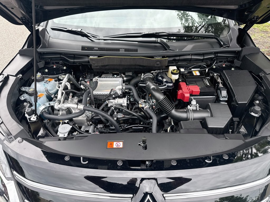New 2026 Mitsubishi Outlander ES FWD image 33