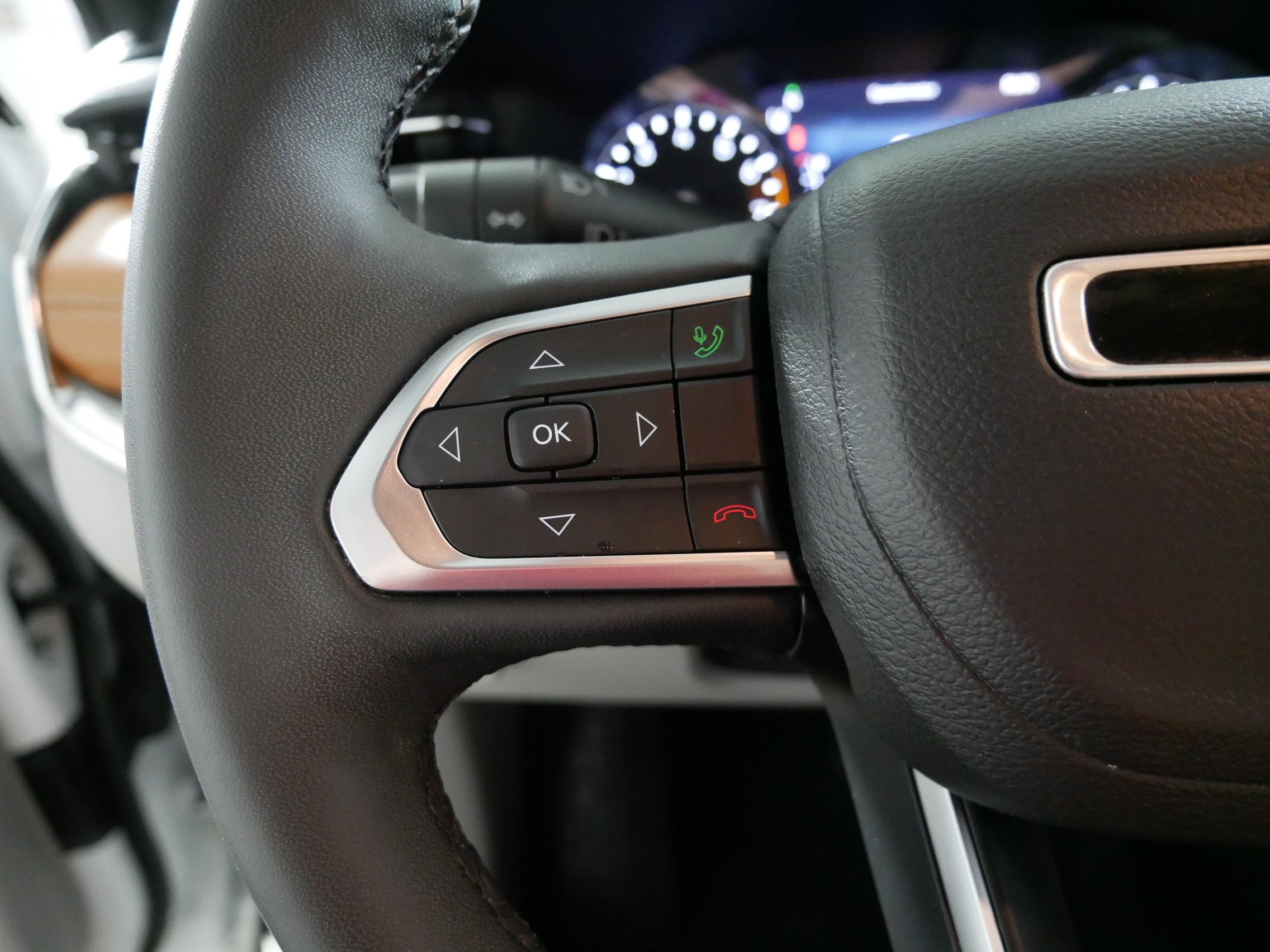 Used 2023 Jeep Compass Limited AWD/4WD image 27