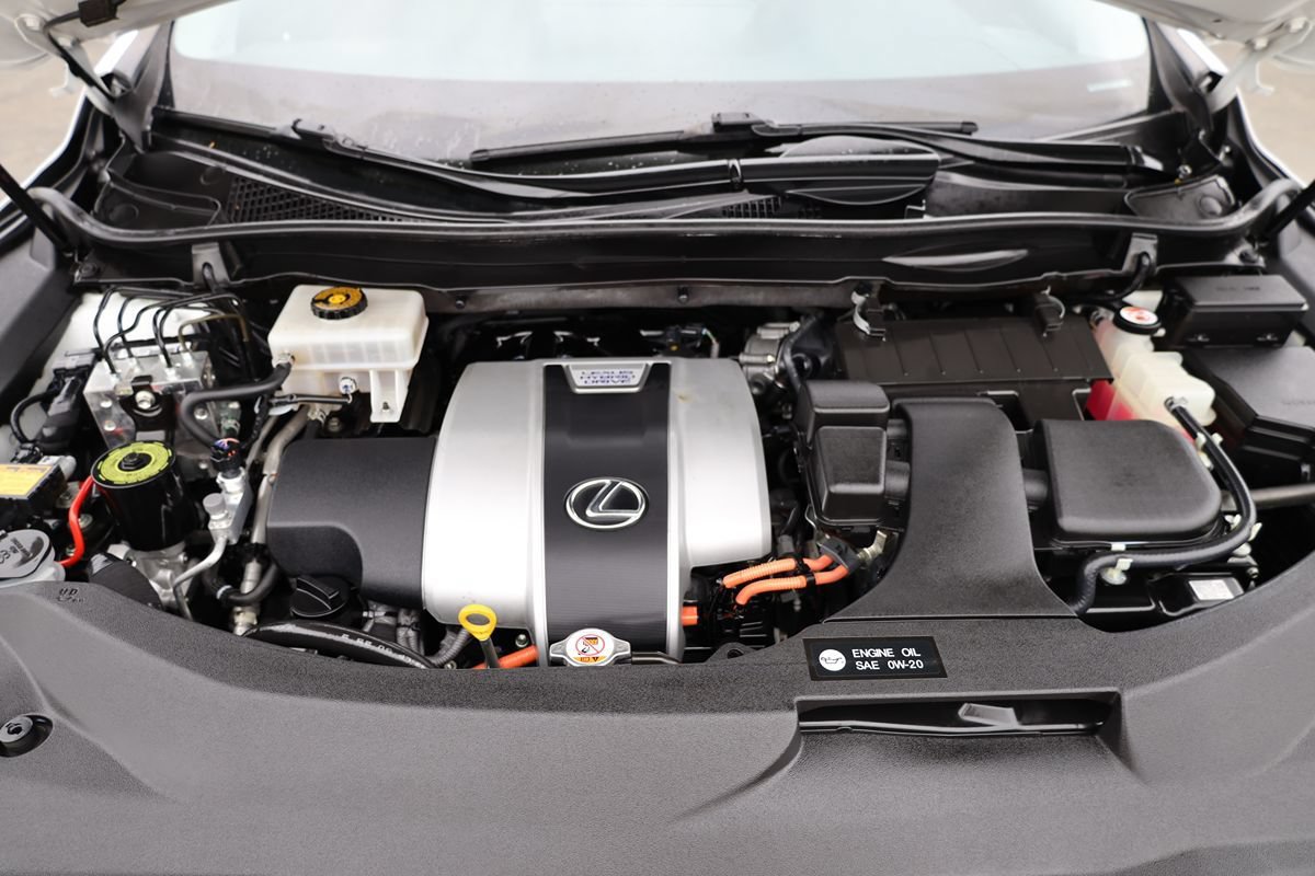 Used 2018 Lexus RX 450h AWD w/ Premium Package image 37