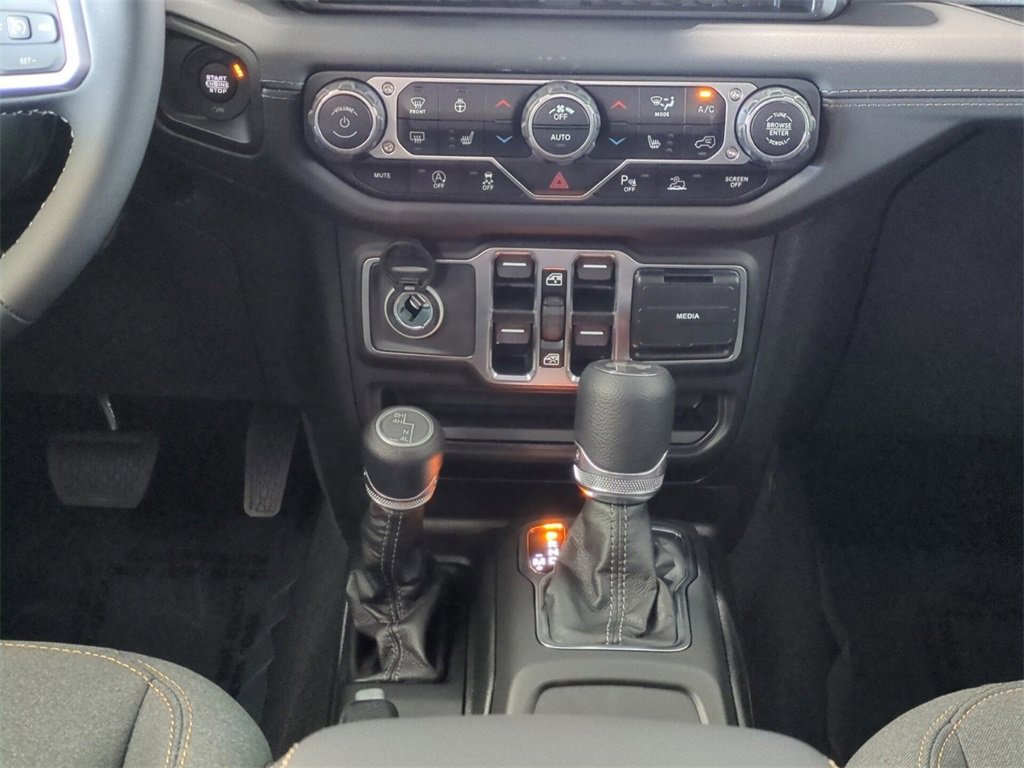 New 2025 Jeep Wrangler Sahara w/ Safety Group image 19