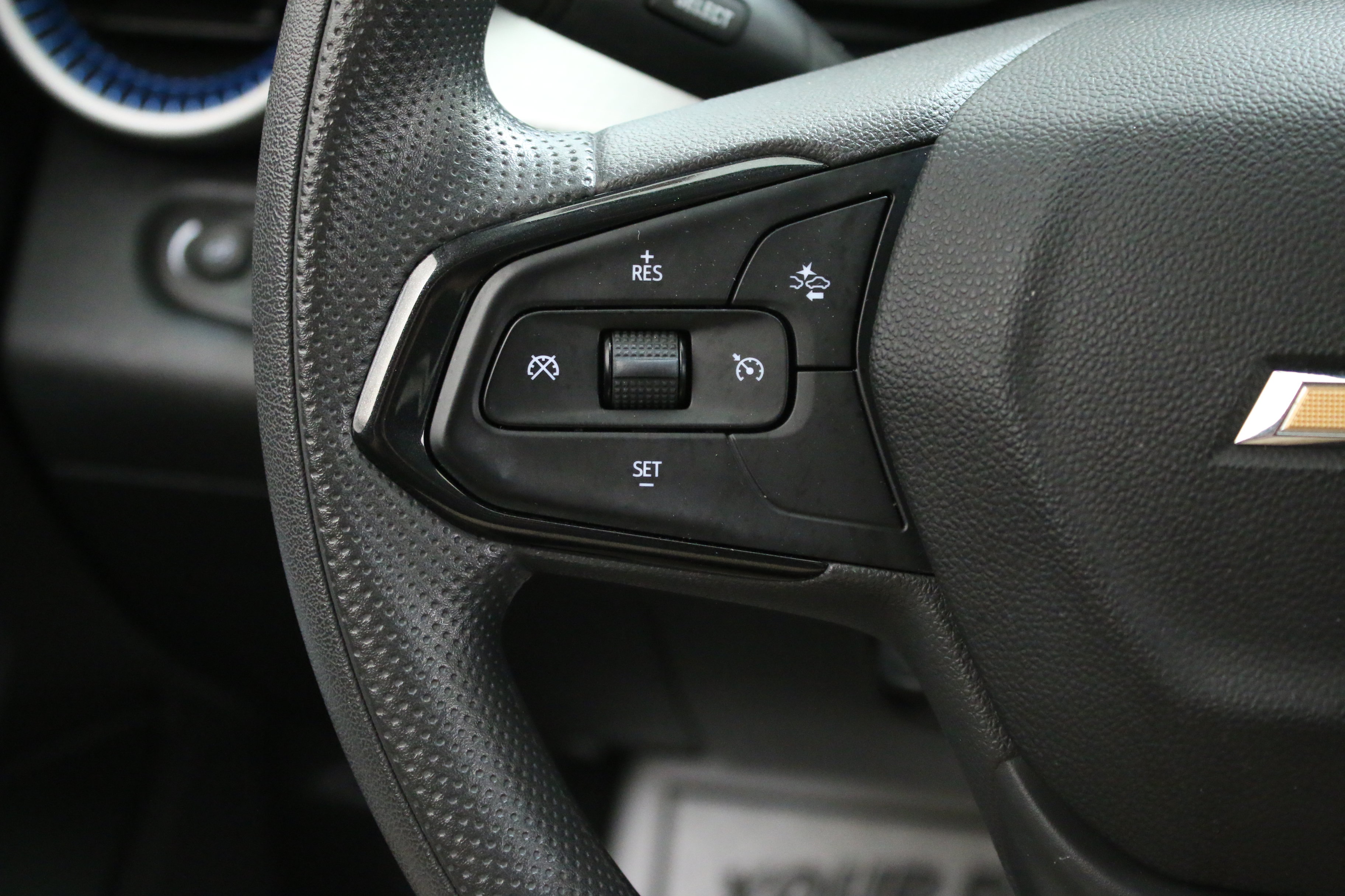Used 2024 Chevrolet Trax LS FWD image 14