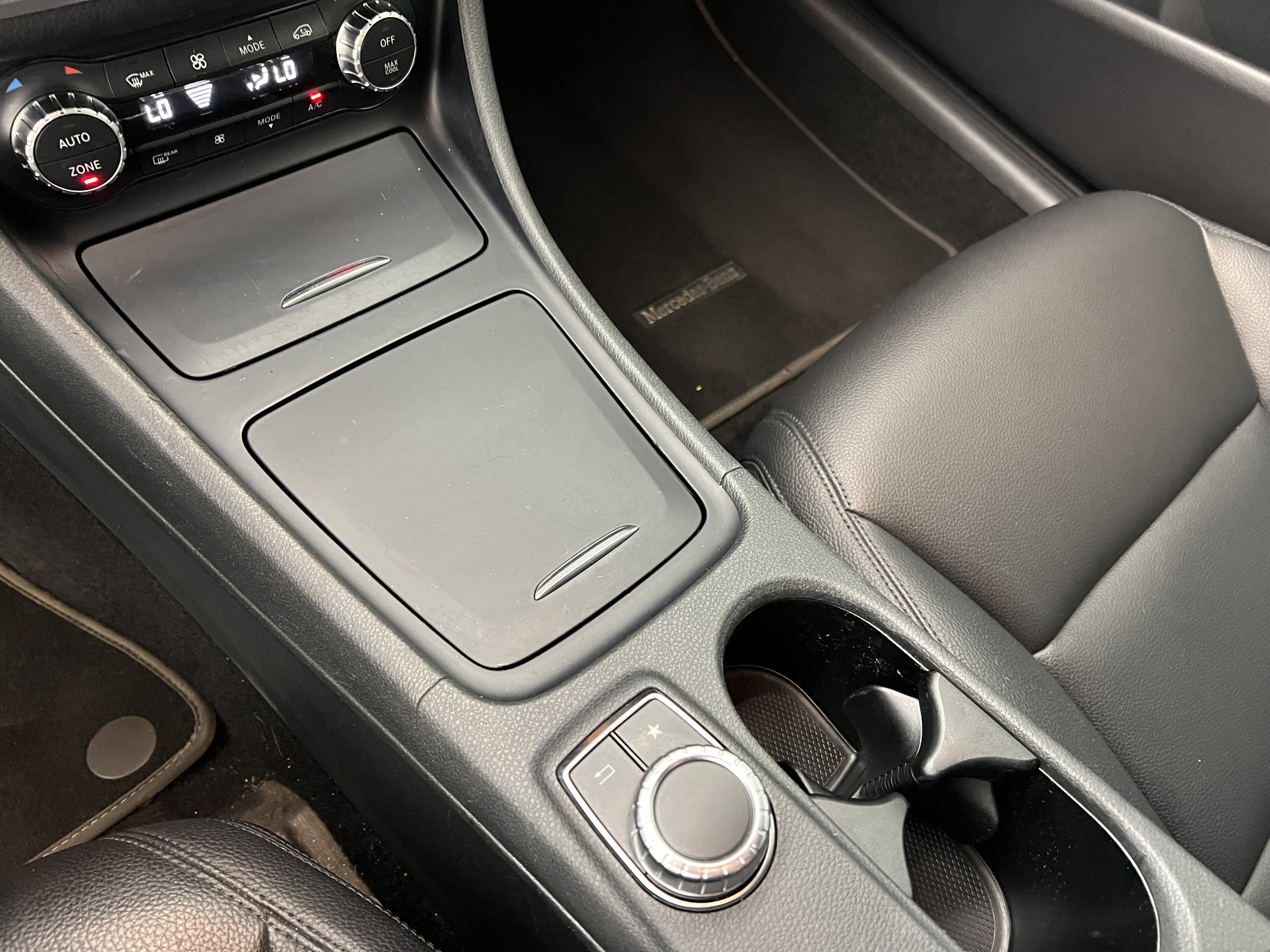 Used 2015 Mercedes-Benz CLA 250 4MATIC image 31