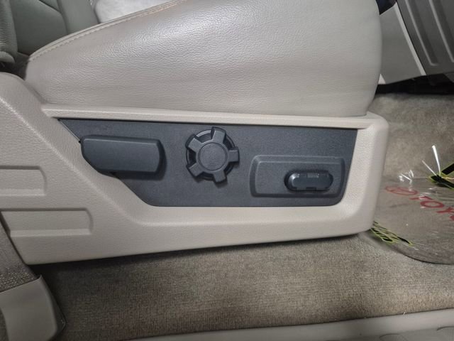 Used 2008 Ford F250 Lariat image 32