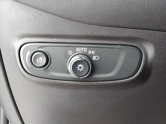 Used 2023 Chevrolet Equinox LS w/ LS Convenience Package image 20