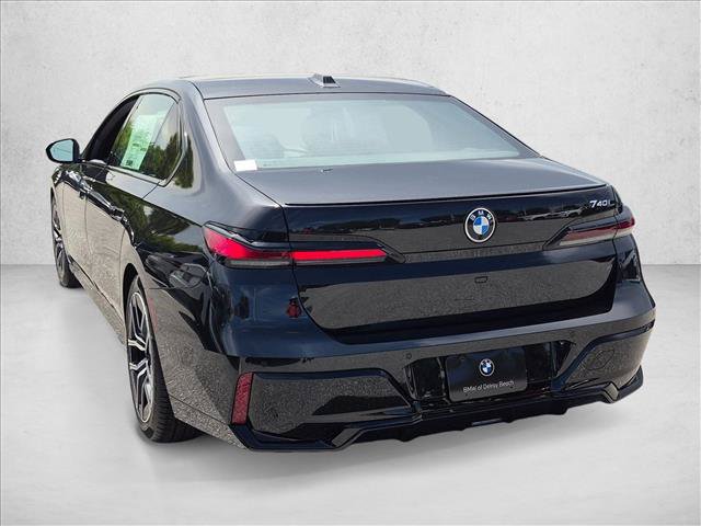 New 2026 BMW 740i w/ Premium Package RWD image 8