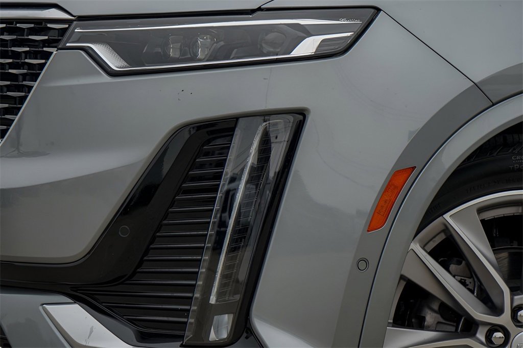 New 2025 Cadillac XT6 Premium Luxury w/ Platinum Package image 3